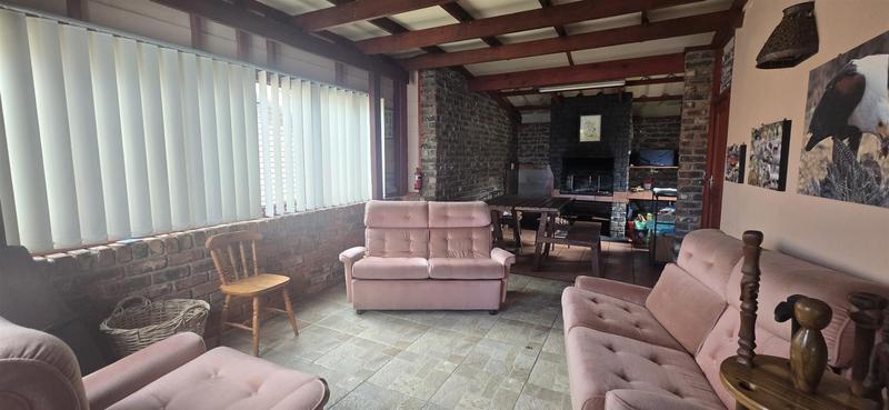 4 Bedroom Property for Sale in Outeniqua Strand Western Cape